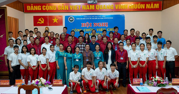 Đội ngũ lãnh đạo, nhân viên tại trung tâm huấn luyện Thành phố Hồ Chí Minh